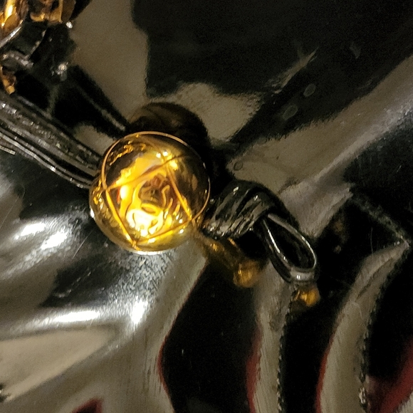 Vintage Chanel Patent Tote bag - Picture 2 of 4